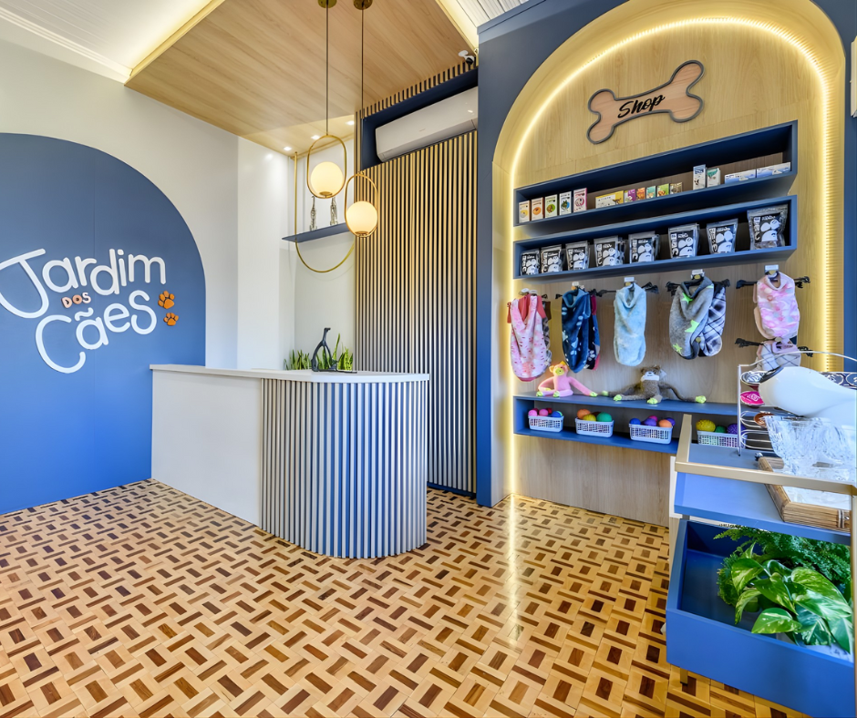 Thiết kế khu vực quầy lễ tân và bán hàng tích hợp