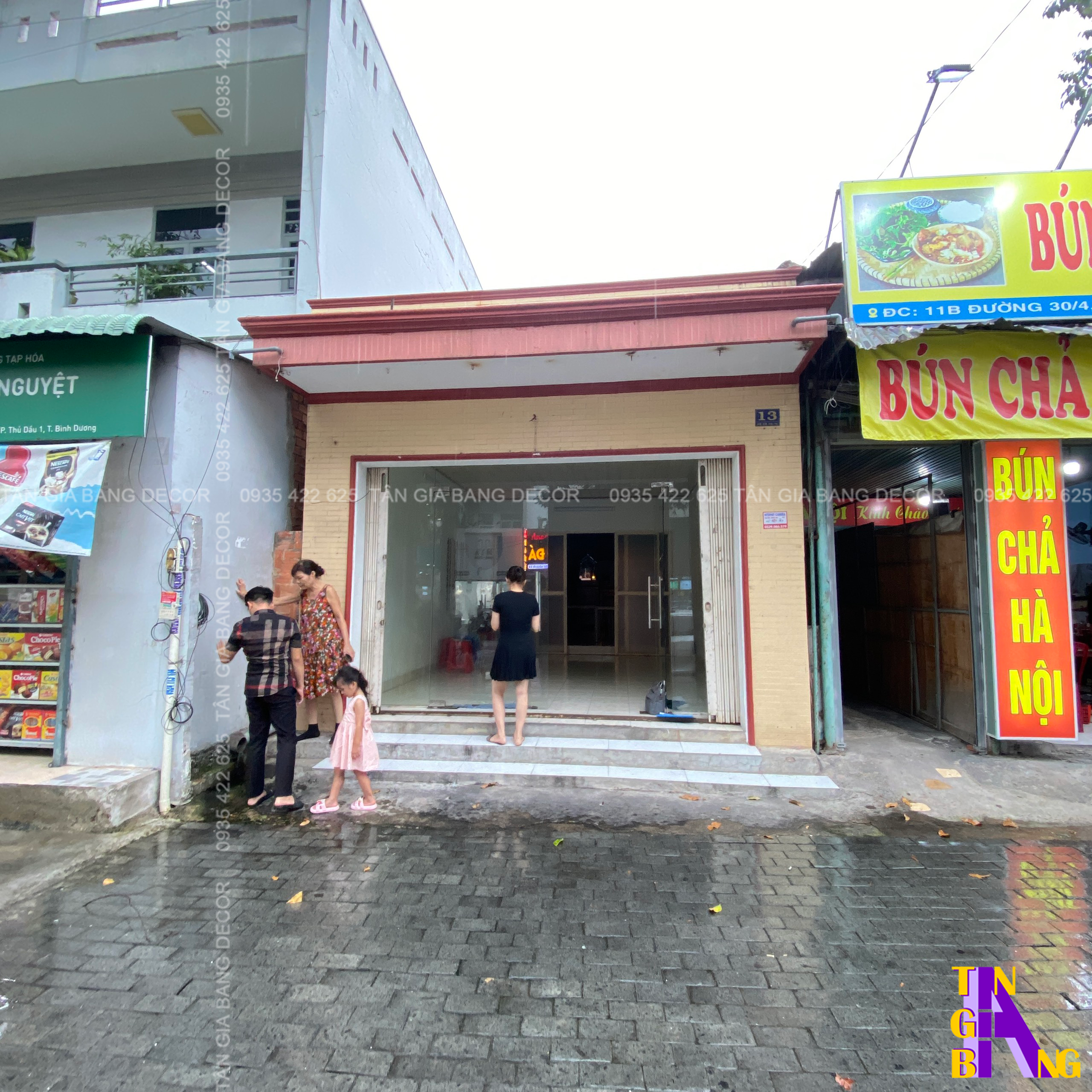 Thiết kế shop điện thoại CP Apple