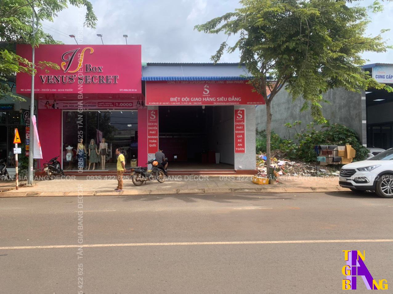 Thiết kế shop điện thoại BEE